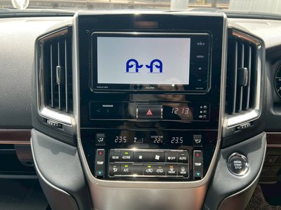 TOYOTA LAND CRUISER - 6