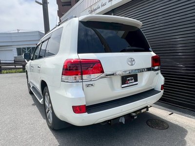 TOYOTA LAND CRUISER - 4