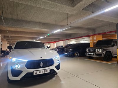 MASERATI LEVANTE - 8