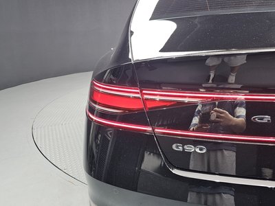 2022 Genesis G90 (RS4) 照片 10