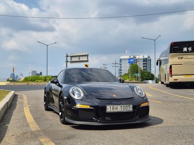 PORSCHE 911 - 2