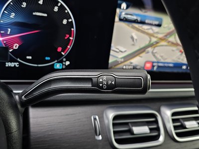 MERCEDES-BENZ GLS - 9