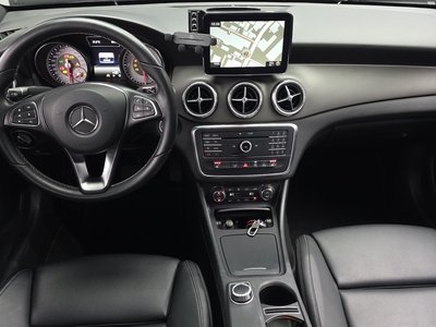 MERCEDES-BENZ CLA - 5