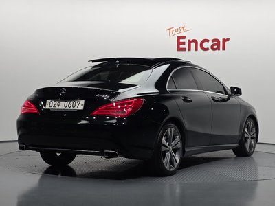 MERCEDES-BENZ CLA - 3