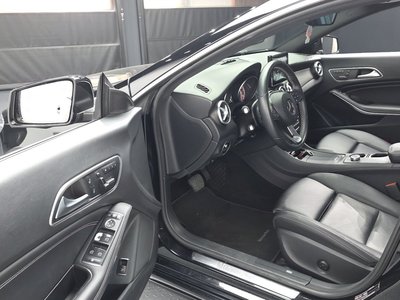 MERCEDES-BENZ CLA - 10