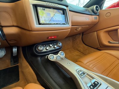 2012 FERRARI CALIFORNIA 缩略图 22