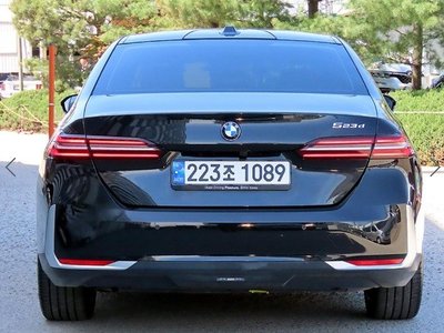 BMW 5 SERIES - 5