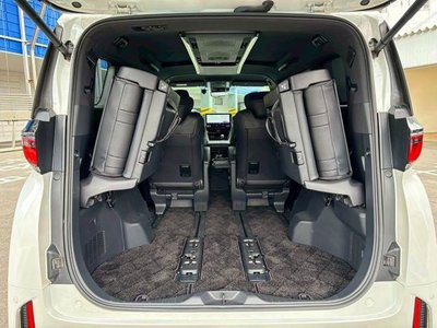 صورة مصغرة 12 لـ 2023 Toyota VELLFIRE