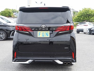 2023 Toyota ALPHARD — фото 7