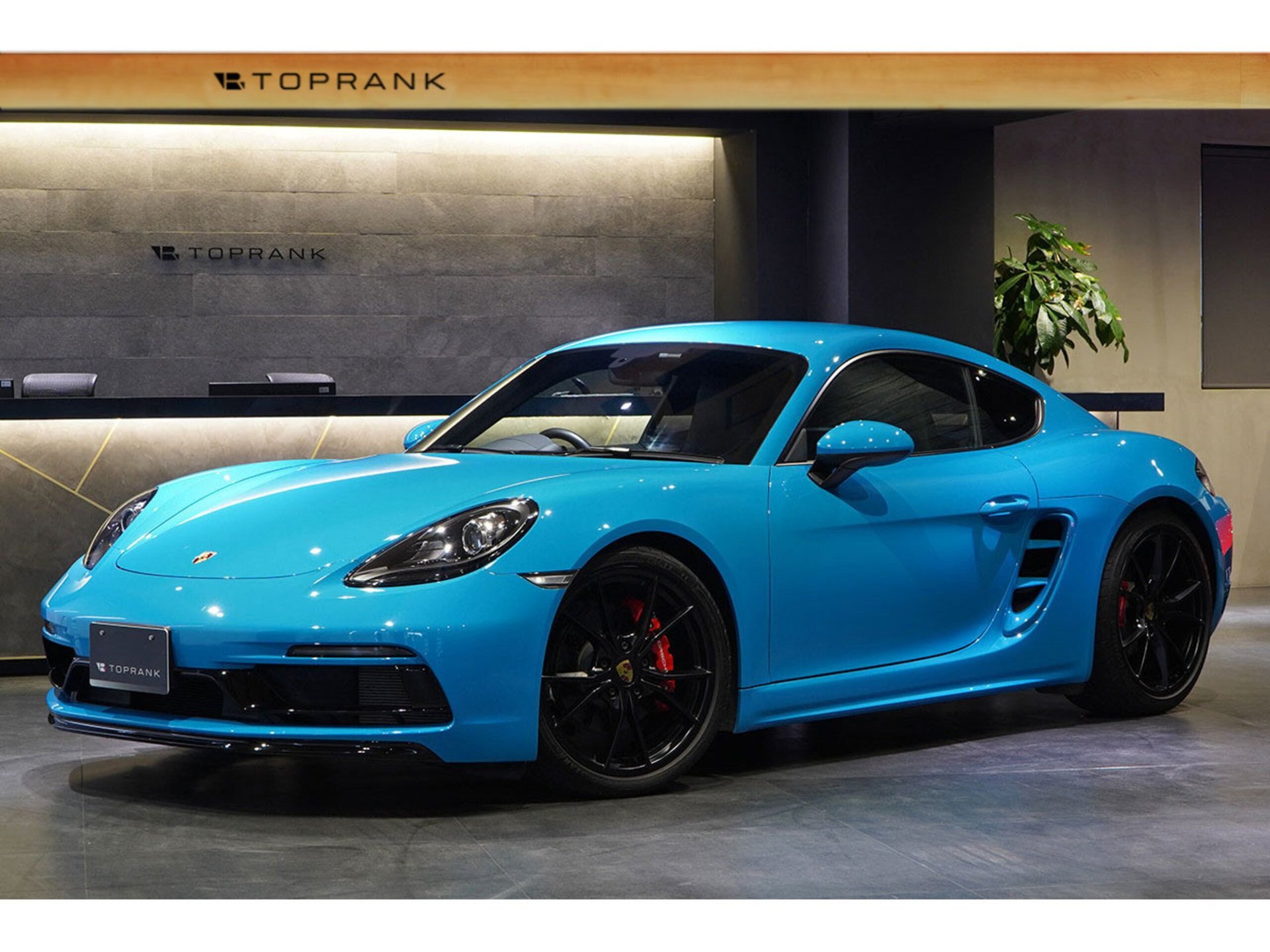 PORSCHE 718 - View 1