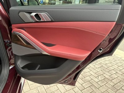2022 BMW X6 — миниатюра 35