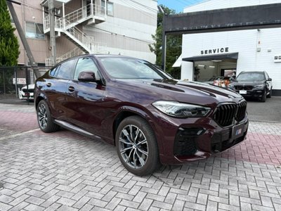 2022 BMW X6 — фото 6