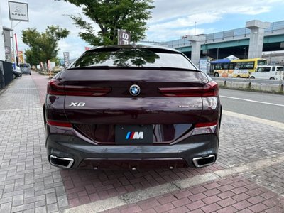 2022 BMW X6 — миниатюра 12
