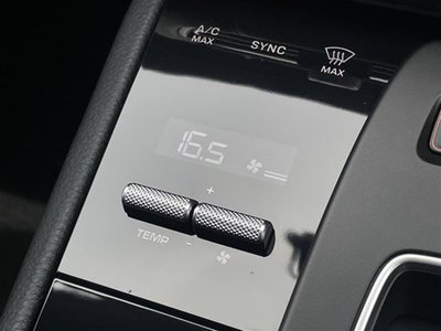 2022 Porsche MACAN 缩略图 18