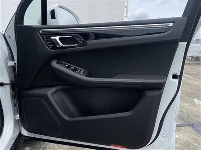2022 Porsche MACAN 缩略图 27