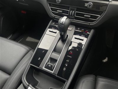 2022 Porsche MACAN 缩略图 15