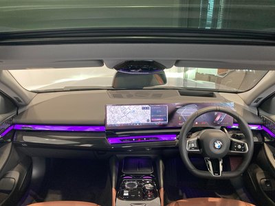 صورة مصغرة 62 لـ 2025 BMW 5 SERIES