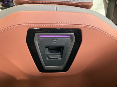 صورة مصغرة 44 لـ 2025 BMW 5 SERIES