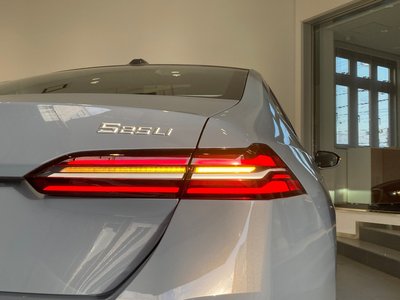 صورة مصغرة 80 لـ 2025 BMW 5 SERIES