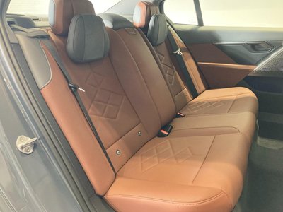 صورة مصغرة 21 لـ 2025 BMW 5 SERIES