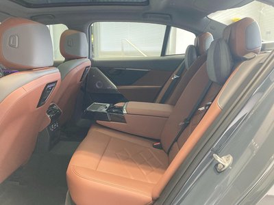 صورة مصغرة 22 لـ 2025 BMW 5 SERIES