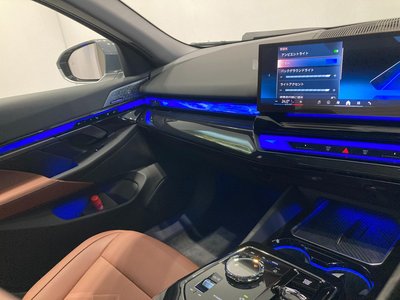 صورة مصغرة 38 لـ 2025 BMW 5 SERIES