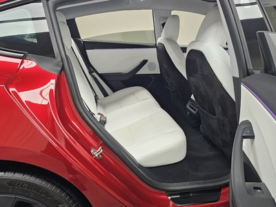 صورة مصغرة 17 لـ 2024 Tesla MODEL 3
