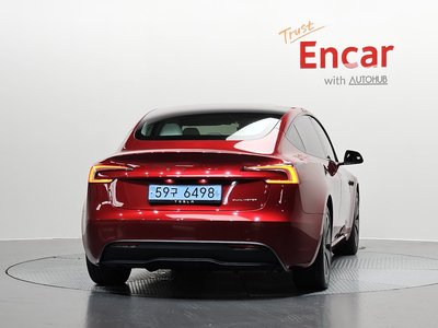 صورة 4 لـ 2024 Tesla MODEL 3