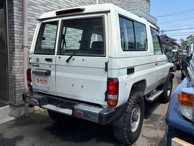 TOYOTA LAND CRUISER - 5