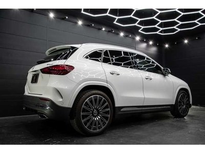 MERCEDES-BENZ GLA - 8