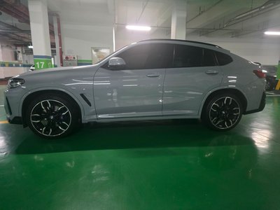 صورة 5 لـ 2025 BMW X4