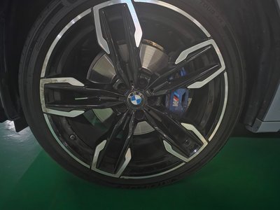 صورة 6 لـ 2025 BMW X4