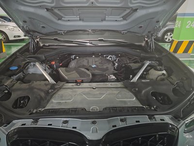 صورة 7 لـ 2025 BMW X4