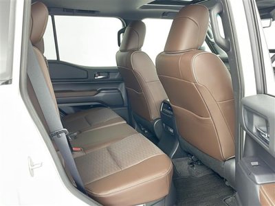 TOYOTA LAND CRUISER 250 - 10