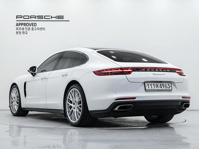 PORSCHE PANAMERA - 5