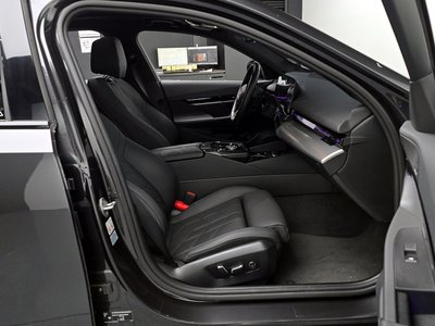 2023 BMW 5 SERIES 缩略图 11