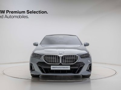 BMW 5 SERIES - 2