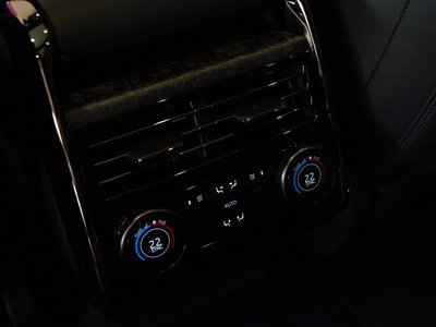 2025 LAND Rover RANGE ROVER SPORT — миниатюра 26