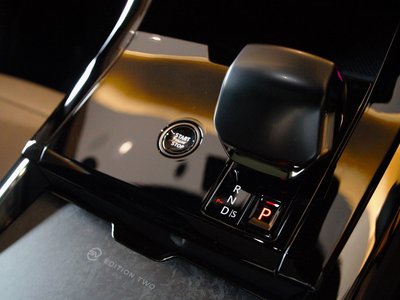 2025 LAND Rover RANGE ROVER SPORT — миниатюра 19