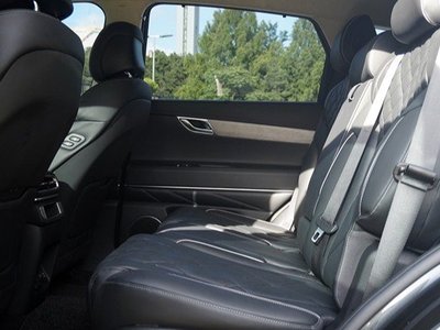 GENESIS GV80 - 10
