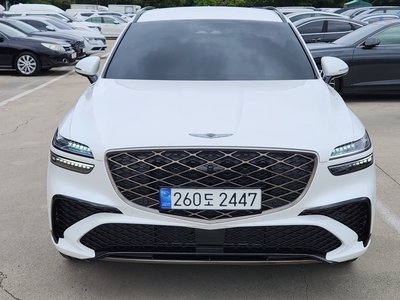 صورة 2 لـ 2024 Genesis GV70