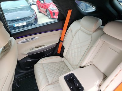 2024 Genesis GV70 — миниатюра 11