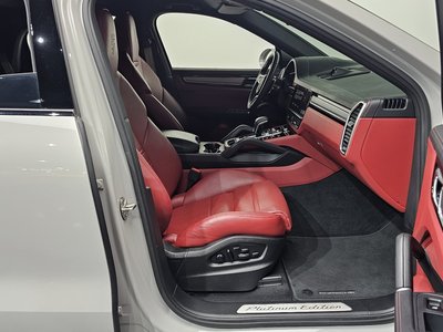 2022 Porsche CAYENNE thumbnail 16