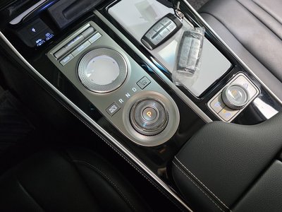 GENESIS GV80 - 9
