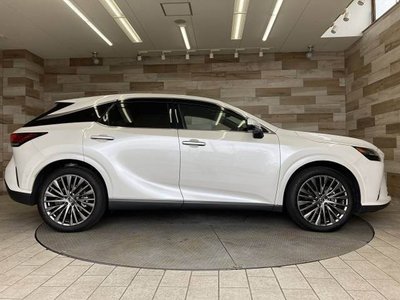 صورة مصغرة 17 لـ 2023 Lexus RX