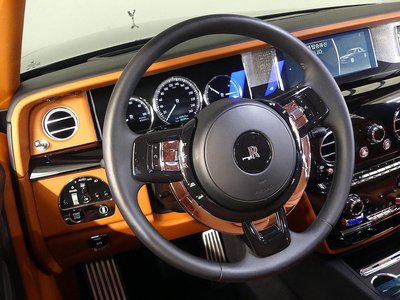 ROLLS-ROYCE PHANTOM - 8