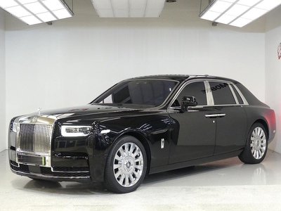 ROLLS-ROYCE PHANTOM - 1