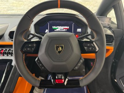 صورة مصغرة 12 لـ 2024 Lamborghini HURACAN