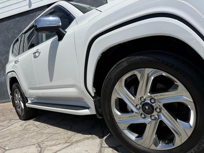 TOYOTA LAND CRUISER 300 - 3