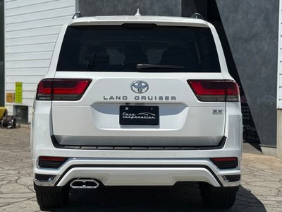 TOYOTA LAND CRUISER 300 - 4